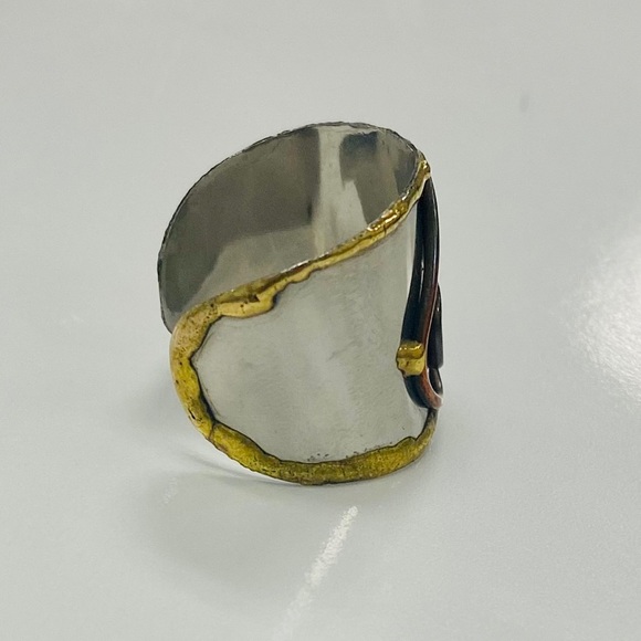 Anju Tri-Tone Shyam Ring - Picture 8 of 9